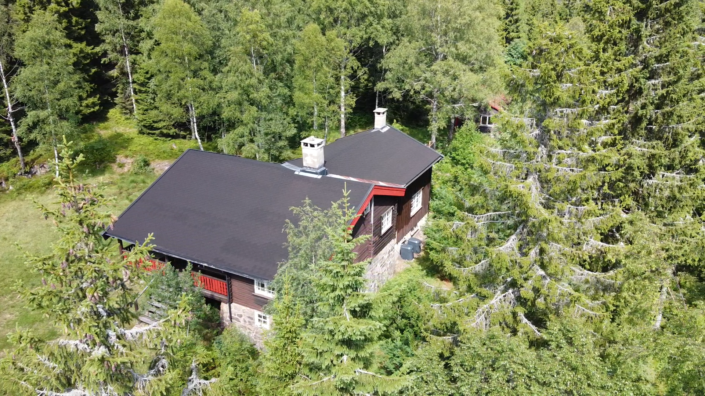 Hytta frå lufta juli 2023